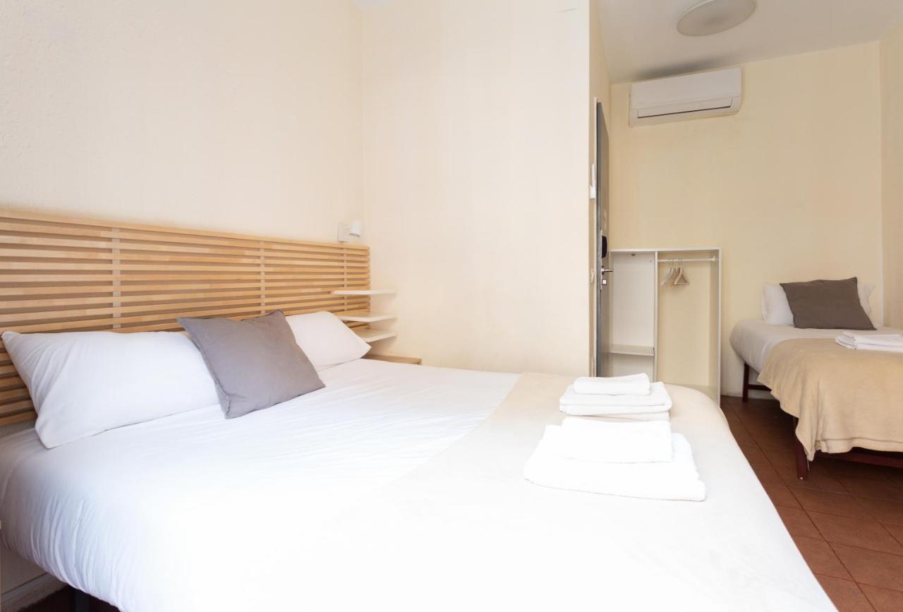 Albergue Mambo Tango Barcelona Exterior foto